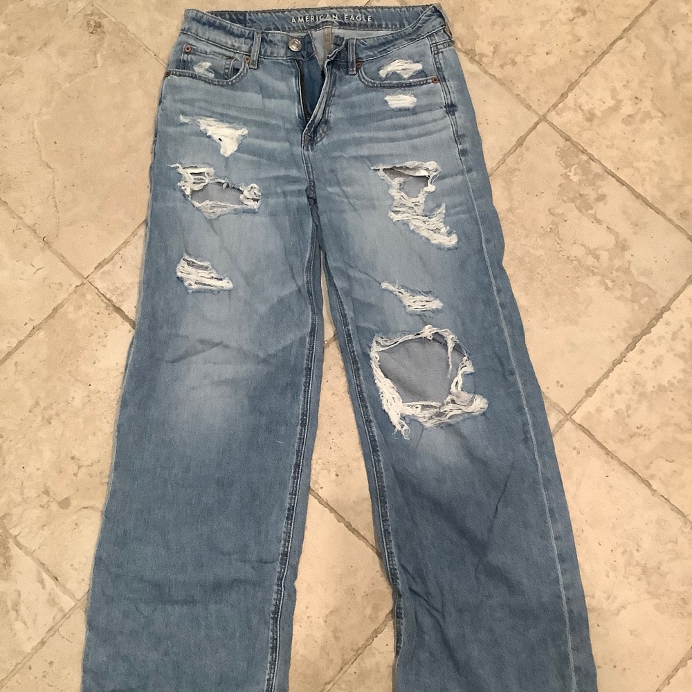 american eagle ripped jeans